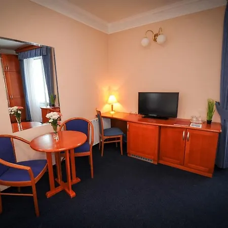 Slovenija Hotel 4*
