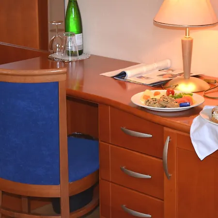 Slovenija 4*