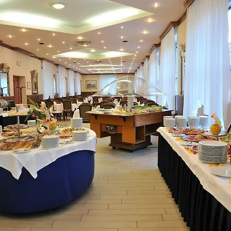 Slovenija מלון רוגאסקה סלאטינה