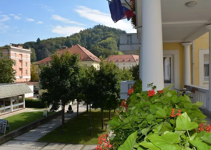 Slovenija Hotel 4*